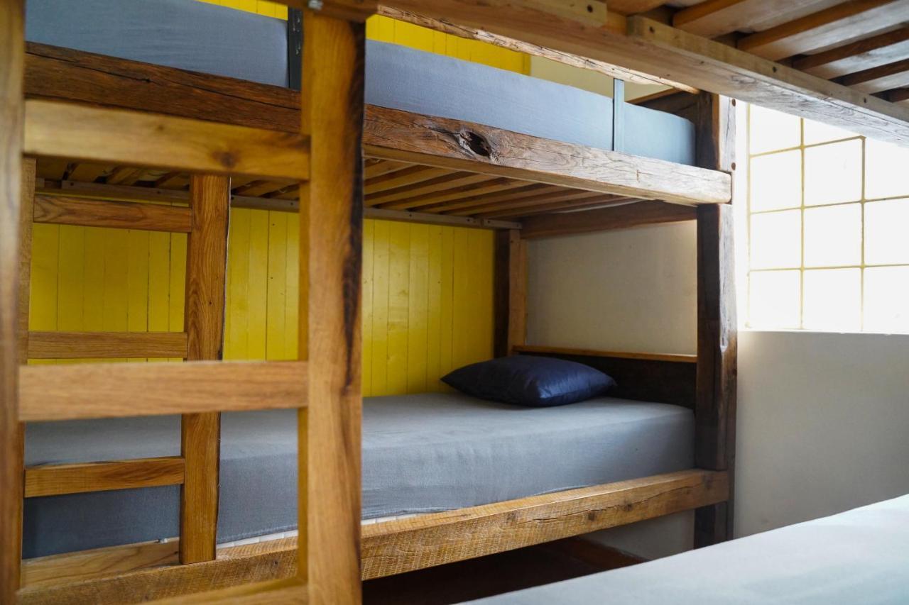 Planinarski Dom "Bijele Stijene" Mountain Lodge Tuk Vojni Eksteriør billede
